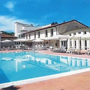 i-girasoli-lucignano.it-tuscanyhotel.com/