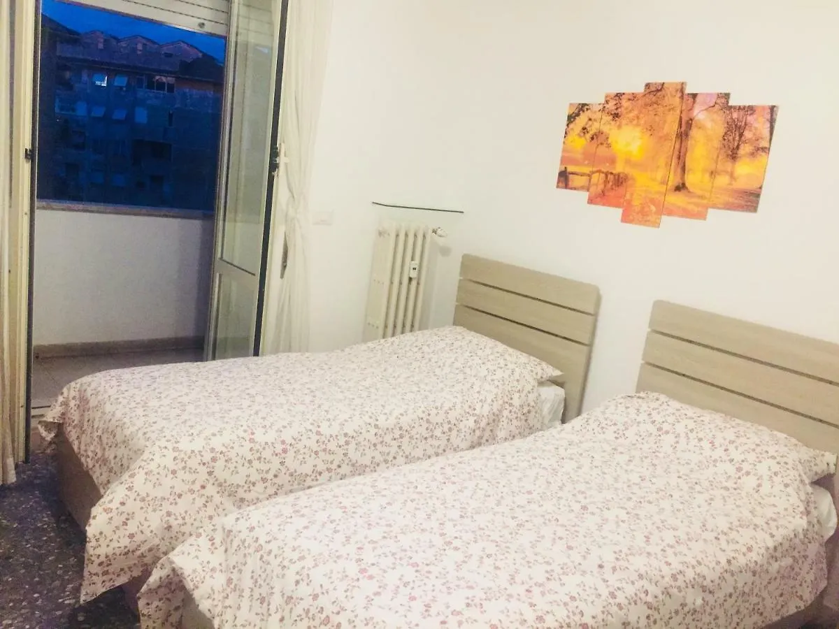 Female Dormitory For Only Female Bed and Breakfast Roma Italia