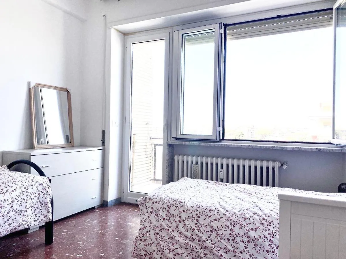 Female Dormitory For Only Female Bed and Breakfast Roma